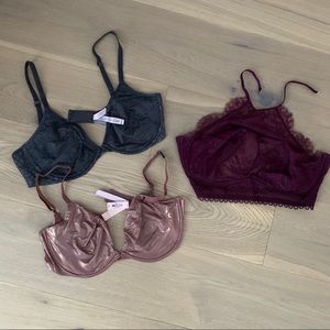 3 Victoria’s Secret 36DD bras